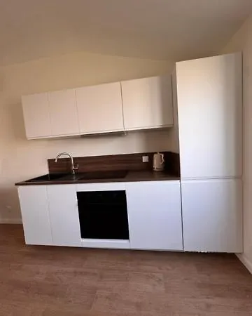 Apartment 2 *